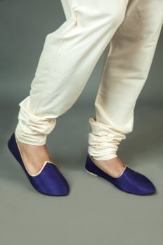 4 Ethnic Shoes to Match your Traditional Look | Biofoot