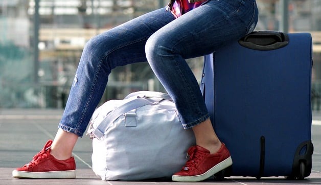 4 Must have casual shoes on your next trip | Biofoot